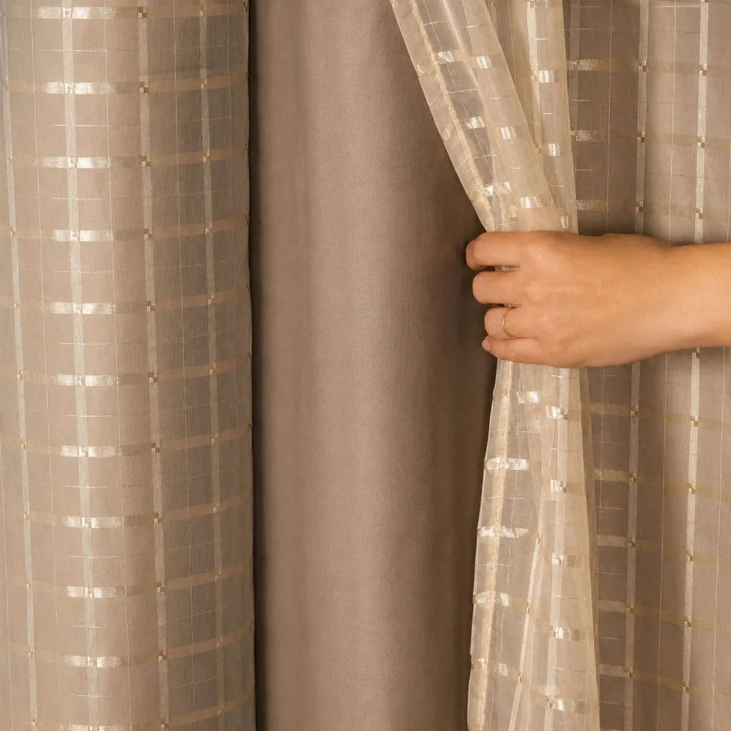 Cortina Blackout PVC com Voil Xadrez 1,40x1,70 ou 2,00x1,40